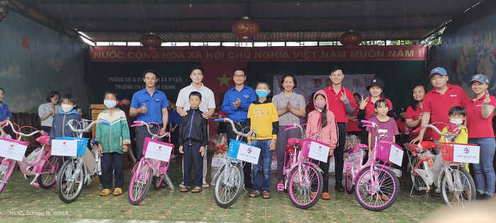 tuoi tre soi noi chien dich hoa phuong do 4